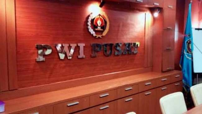 pwipusat.jpg